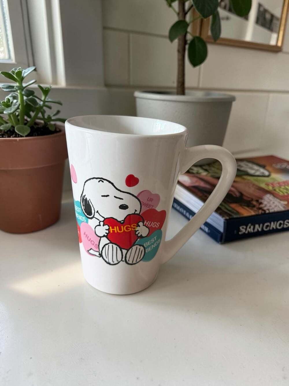 Vintage Peanuts Snoopy Valentines Day Candy Hearts Tea Coffee Mug 12oz 6”H
